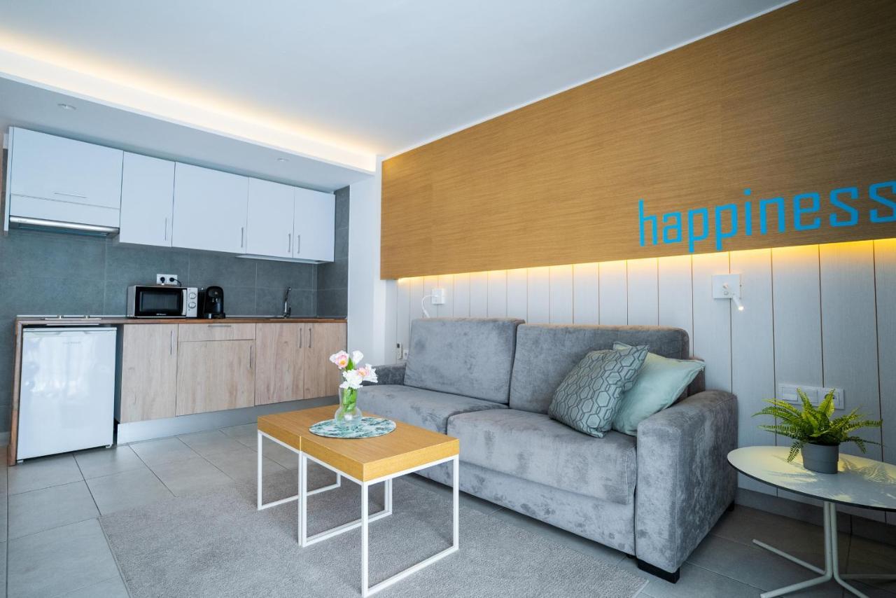 Apartamentos Vacacionales Broncemar San Bartolomé Eksteriør billede